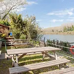 Dom wakacyjny Oasis On The River *